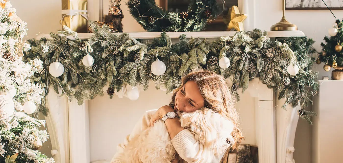 HARMONIZING HOLIDAY HUES