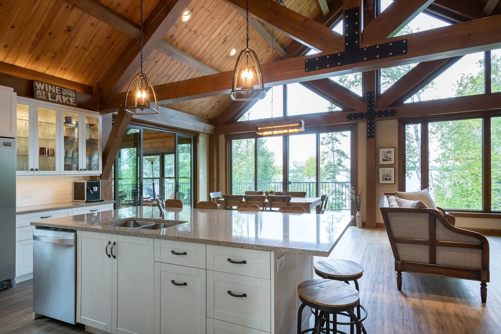 Lakehouse photograph 3